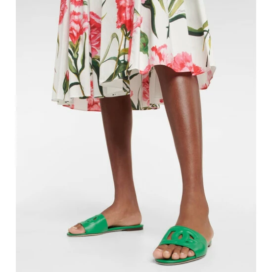 Dolce&Gabbana Logo Cutout Leather Slides - Image 3