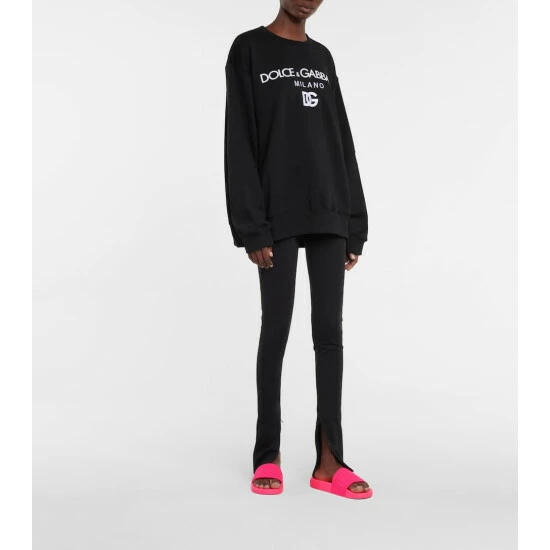 Dolce&Gabbana Logo Slides